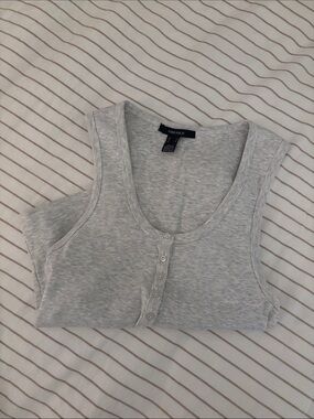 Forever 21 tank